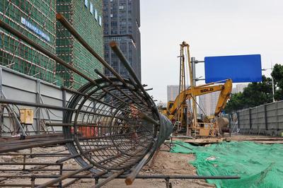 南海首座鋁合金人行天橋開工建設，預計明年3月啟用